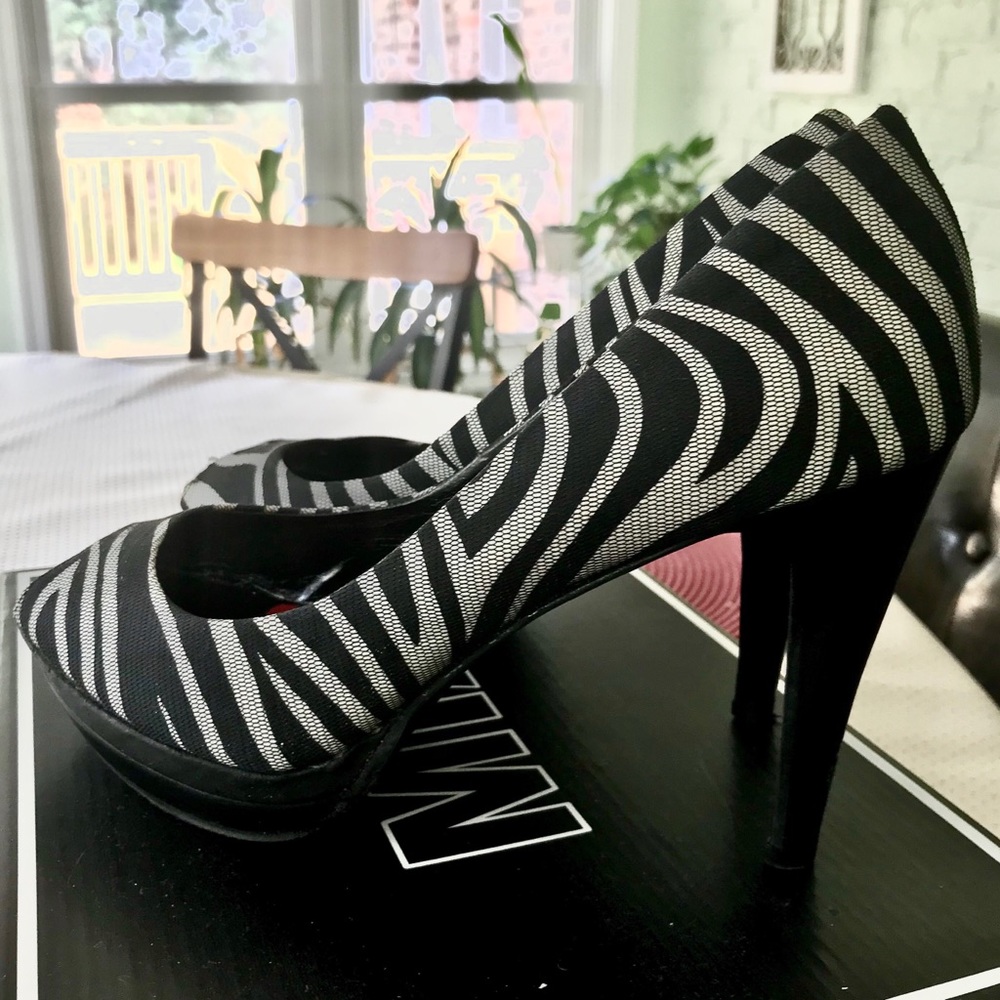 Moda Spana Zebra Heels